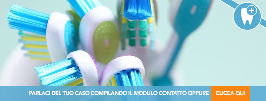 Studio Dentistico Caneva - Indicazioni sull'uso dello spazzolino nei bambini